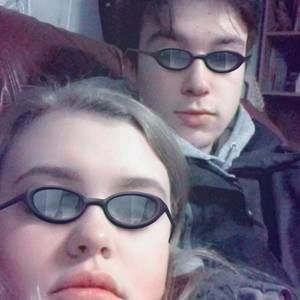 Meet your Posher, Logan